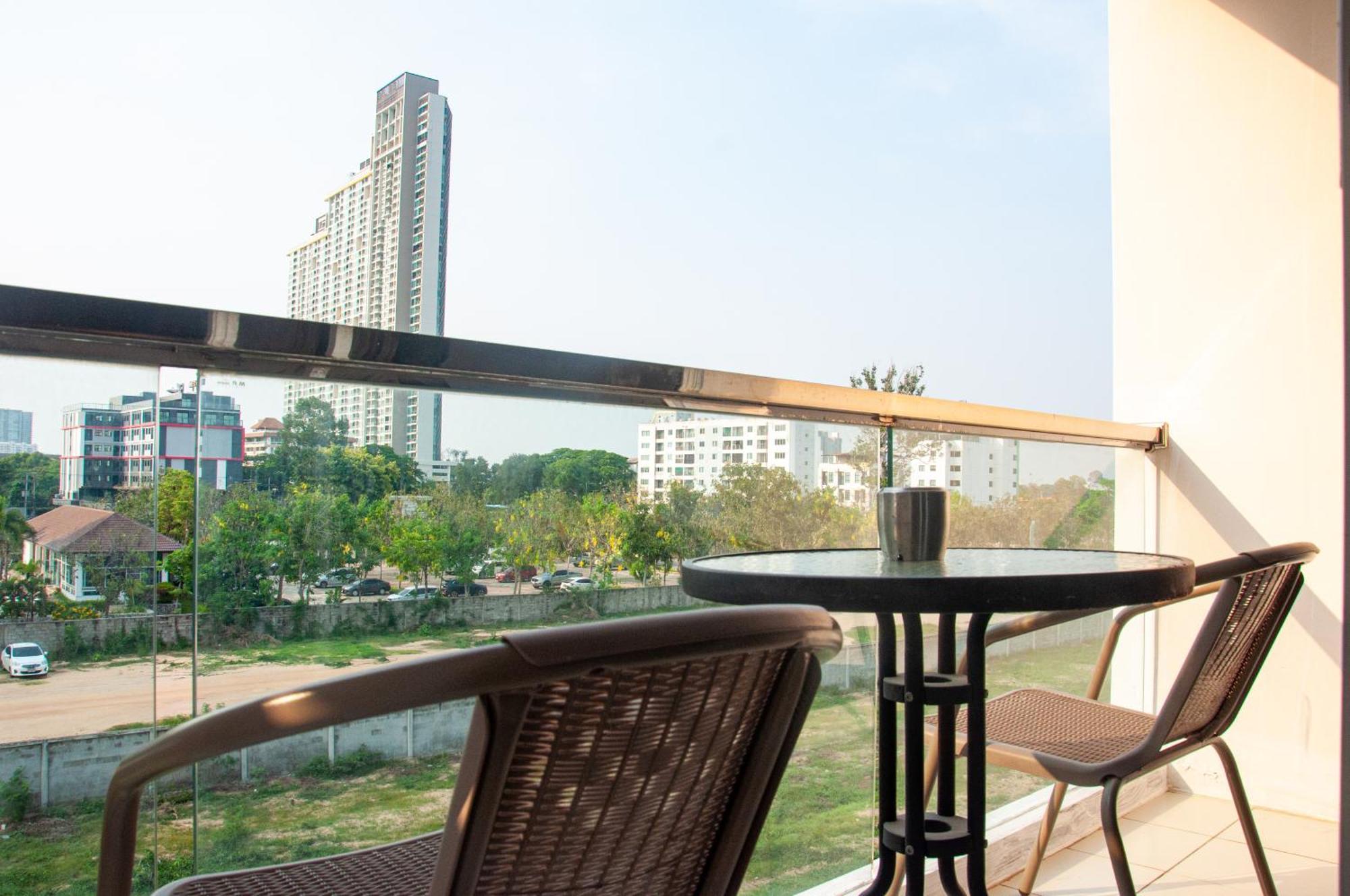 HOITAK Residence Jomtien Beach Esterno foto